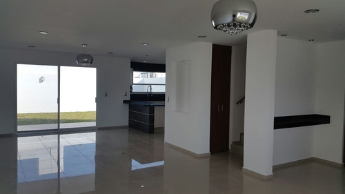 Imagen 9 de 25 de Casa En Venta En Lomas De Juriquilla