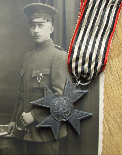 Medalla Y Foto Originales De Soldado Wehrmacht Ww1