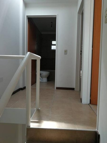 Imagen 4 de 9 de Duplex Con Jardin