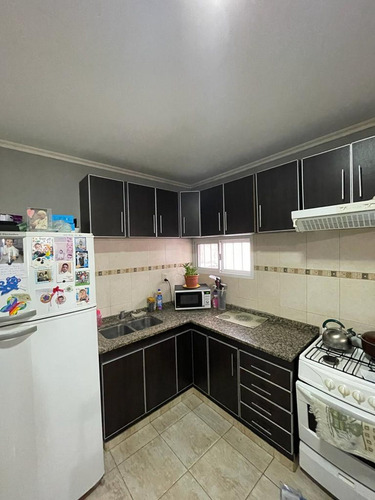 Imagen 4 de 13 de Casa De 2 Dormitorios, Patio En Barrio Alborada