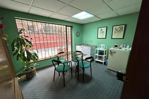 Oficina En Arriendo/venta En Chico Norte. Cod A6335