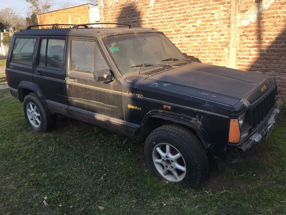 Jeep Cherokee 4.0 Sport