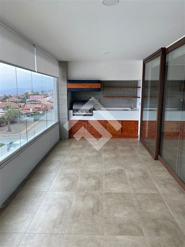 Departamento En Venta De 4 Dorm. En La Serena