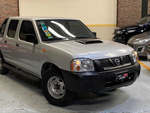 Nissan Np300 2.5 Cabina Doble 133cv 4x2 2010