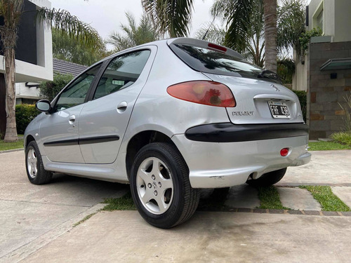 Peugeot 206 2006 1.6 Xt Premium