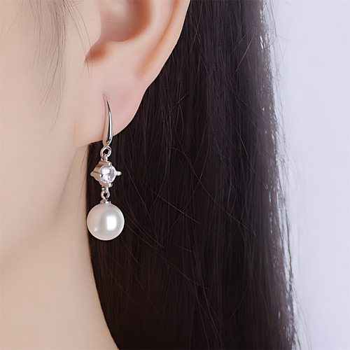 Pendientes Colgantes Dorados Plateados Y Modernos De Calidad