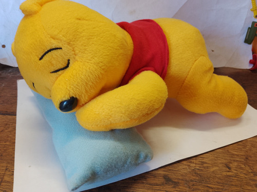 Peluche Winnie Pooh Durmiendo Zona Retro Juguetería Vintage