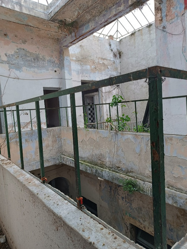 Gran Casa Para Reciclar, Padrón Único 