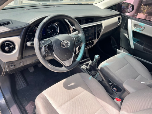 Imagen 12 de 12 de Toyota Corolla Xei Mt