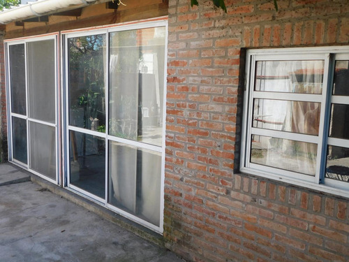 Imagen 9 de 13 de Casa En Venta - Moreno