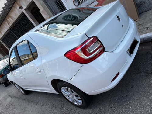 Renault Logan 1.6 Expression Hi-power Easy-r 4p