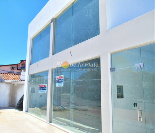 Local En Alquiler En Parada 5 Sobre Avenida Comercial- Ref: 12162
