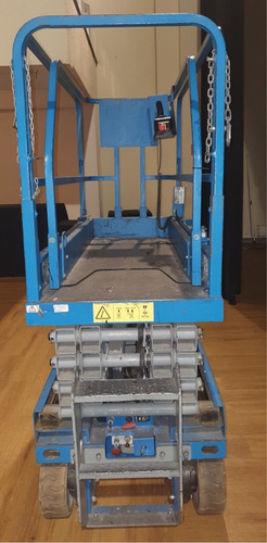 Plataforma Elevatória Genie Gs 1930 Usada Em Perfeito Estado