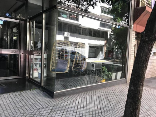 Imagen 1 de 4 de Local En Venta Centrico