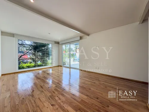 Casa De Lujo En Lomas Con Uso Mixto Y Jardín