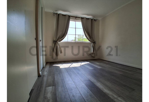 Se Arrienda Casa En Huechuraba En Condominio