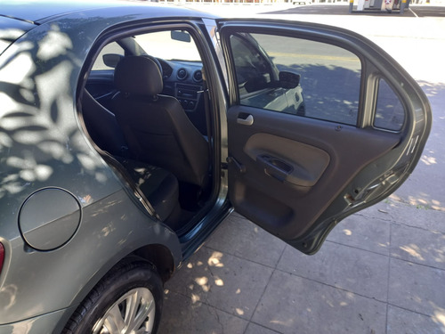 Volkswagen Gol Trend 1.6 Pack I 101cv