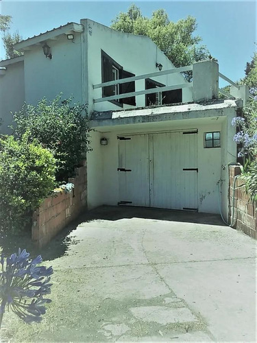 Casa En Venta - 2 Dormitorios 2 Baños - 950mts2 - Barrio Chapadmalal