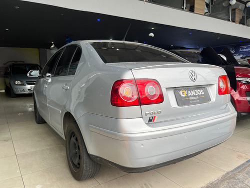 Volkswagen Polo Sedan POLO SED. COMFORT. 1.6 MI TOT. FLEX 8V