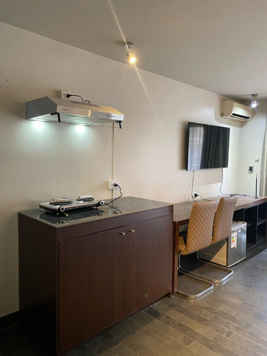 Arriendo Estudio A Pasos Del Metro U Catolica Y Santa Isabel