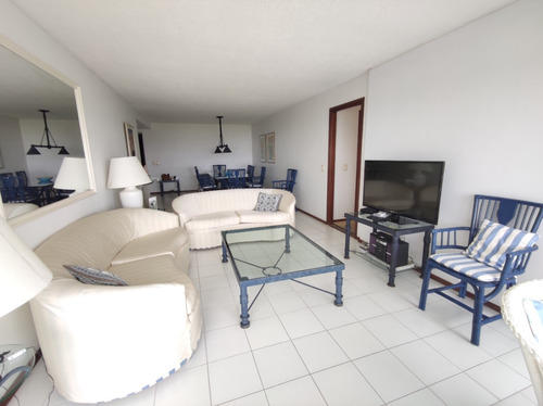 Imagen 3 de 30 de Apartamento En Venta 3 Dormitorios 2 Baños Impecable Hermosa Vista Desde Todos Los Ambientes