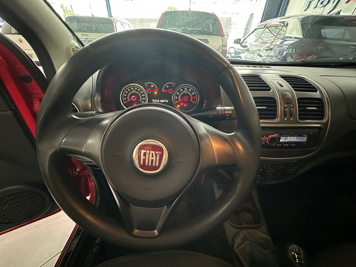 Fiat Grand Siena ATTRACTIVE 1.0 FLEX 8V 4P