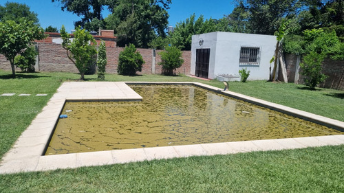 Quinta En Lezica Y Torrezuri
