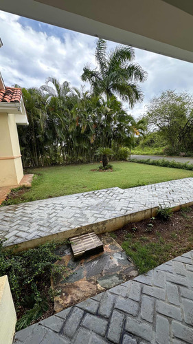 Vendo Villa De 2 En Metro Country Club
