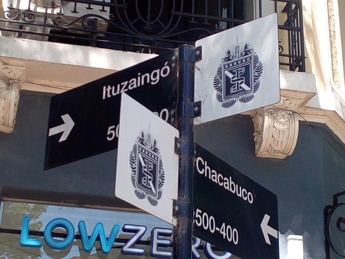Cochera Cubierta Venta San Isidro Tribunales Tomo Vehículo