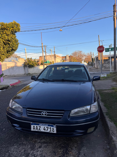 Toyota Camry 2.2