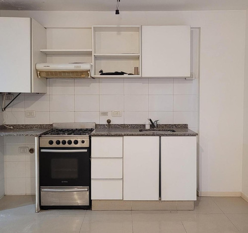 Imagen 6 de 10 de Departamento Monoambiente - Catelar Sur - 150m De La Estacio