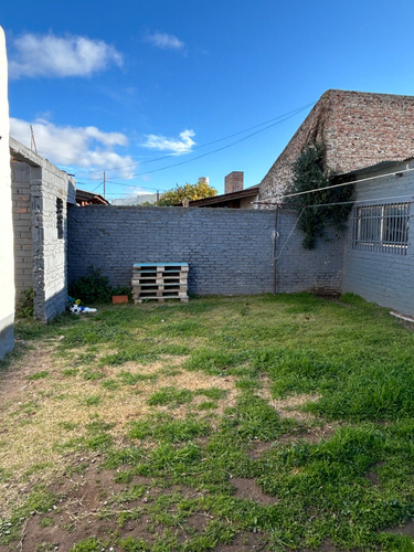 Venta Casa 3 Dormitorios Barrio Noroeste Con Cochera