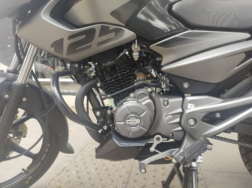 Imagen 21 de 24 de Bajaj Rouser Ns 125 0km Cycles ¡el Mejor Precio De Contado!