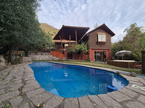 Casa En Arriendo De 2 Dorm.en El Melocotón San Jose De Maipo