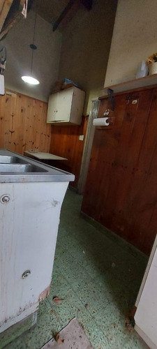 Casa Chica Para Reformar, Sobre Lote 200 M2 En Ituzaingó