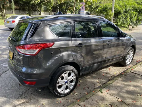 Ford Escape 2.0 Titanium
