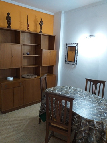 Imagen 14 de 14 de Departamento De 2 Amb Interno ,consta De Cocina Y Lavadero,m