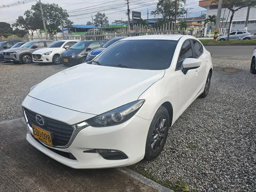 Mazda 3 2.0 Touring At