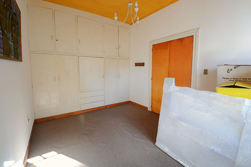 Venta Casa 2 Dormitorios - Lezica - Jardin