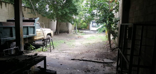 Imagen 12 de 14 de Super Precio, Se Vende Amplia Casa Con Galpon Y Local Comercial En Las Delicias Sector Santa Eduvigues/ Yessika B. 04249155109