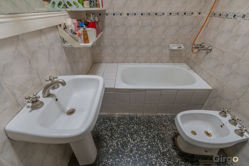 Venta Casa 2 Dormitorios Moreno Con Cochera