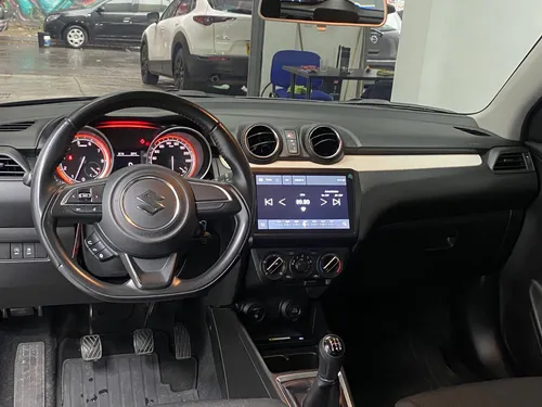 Suzuki Swift 1.2 Híbrido