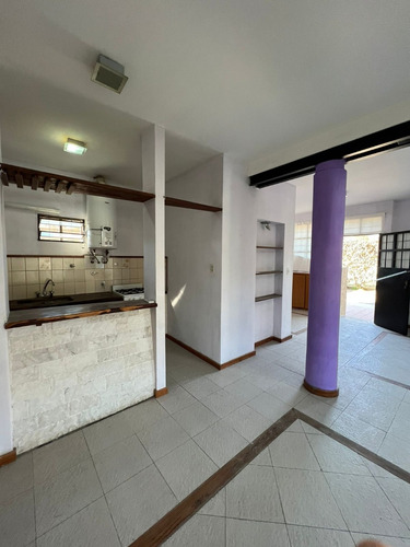 Venta. Roldan. 3 Dormitorios Piscina. Terreno Forestado De 788 M2 Permutas!!! Bajo Su Precio