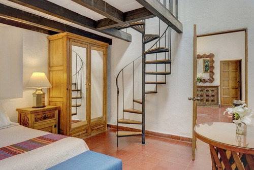 Vive A Pasos De La Parroquia En Una Joya Colonial-centro, San Miguel De Allende