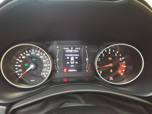 Fiat Toro 1.8 16v Freedom Flex 4x2 Aut. 4p - Road