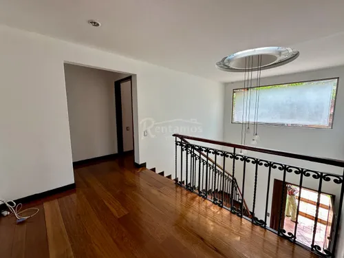 Casa En Arriendo En El Poblado. Cod A775953
