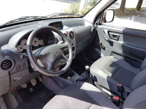 Partner 1.6 Hdi Vidriada Con 5 Asientos Financio