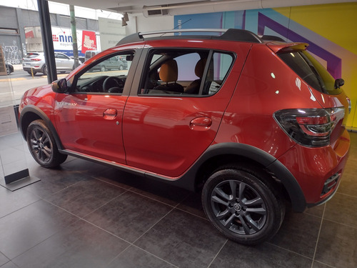 Imagen 18 de 25 de Renault Stepway Zen 1.6