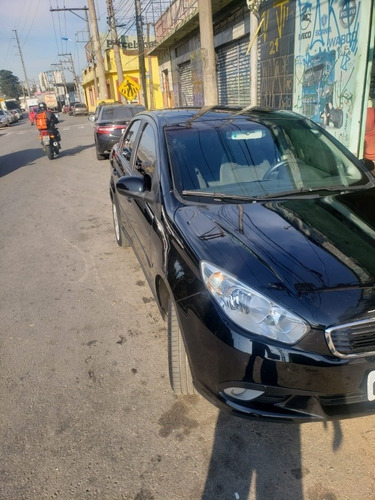 Imagem 2 de 10 de Fiat Siena Atrtactive 1.4 Flex