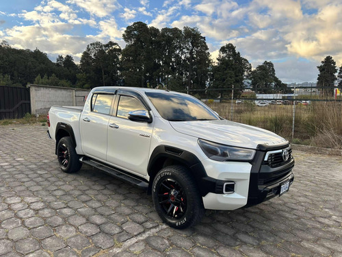 Imagen 11 de 11 de Toyota Hilux Srv
